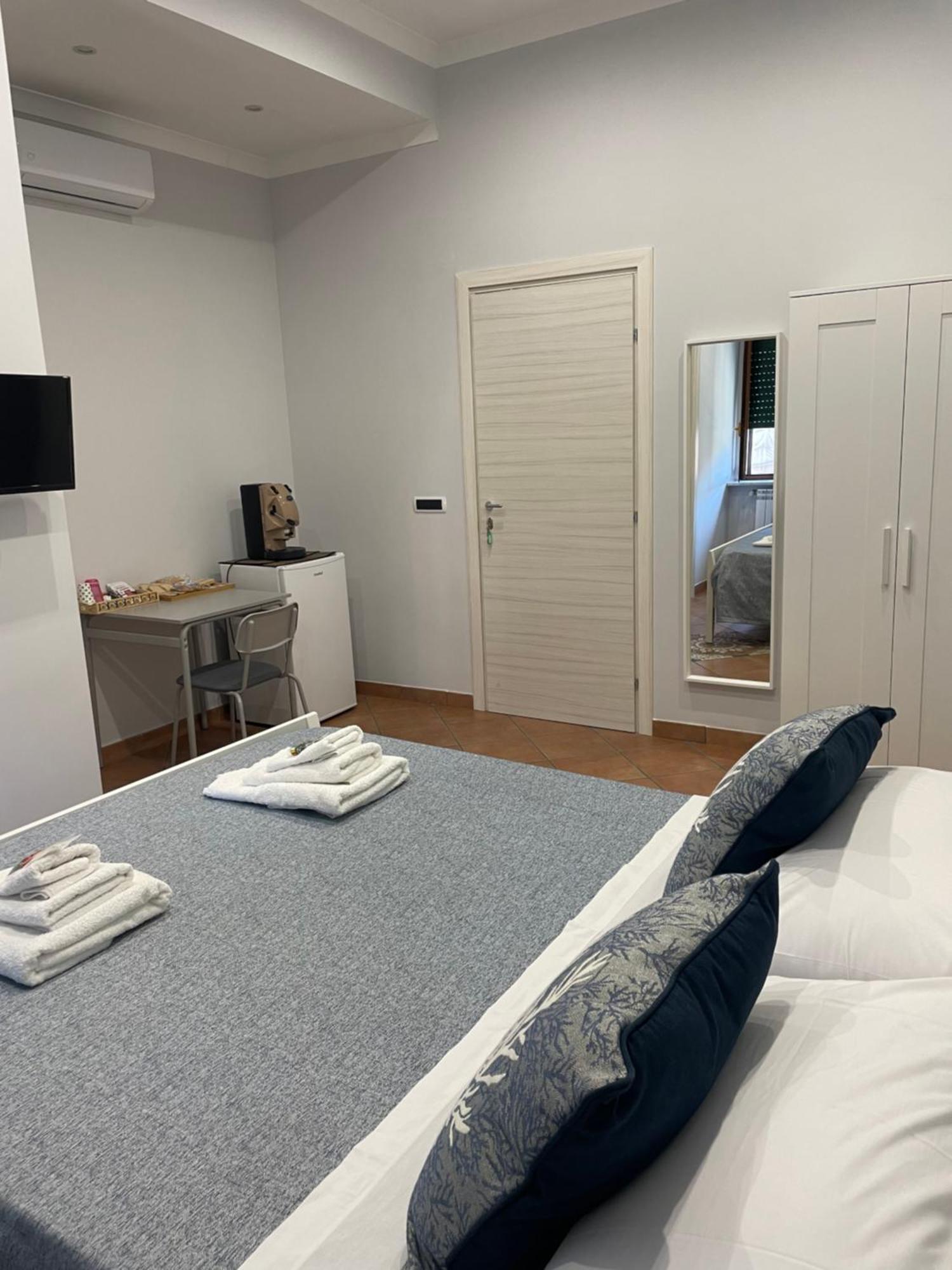Manu'S Room Napoli Eksteriør bilde